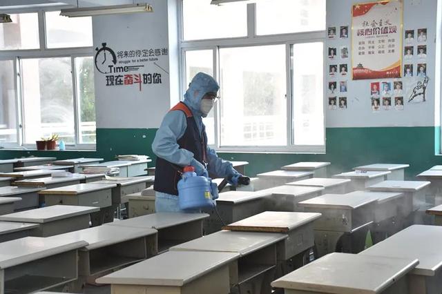 現(xiàn)場：南陽一中返校復(fù)學(xué)首日全流程：貼心、放心