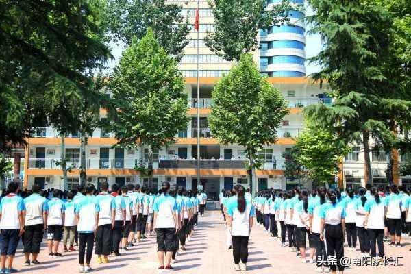 雞頭還是鳳尾？南陽(yáng)重點(diǎn)初中的普通班值得去嗎？