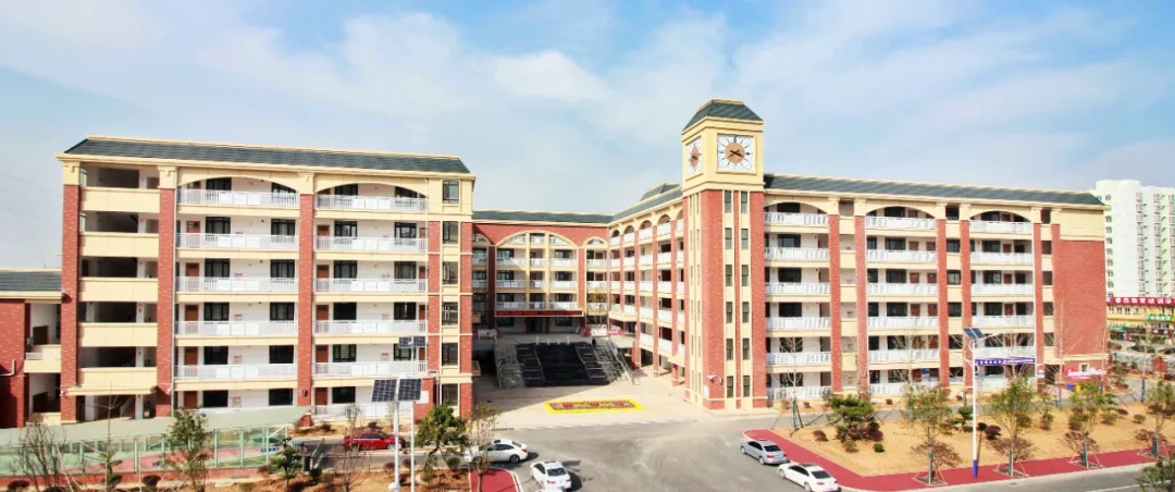 <a href='http://www.oh-theplaceswellgo.com/tags/第五完全學(xué)校/' target='_blank'><u>南陽(yáng)市第五完全學(xué)校</u></a>校園